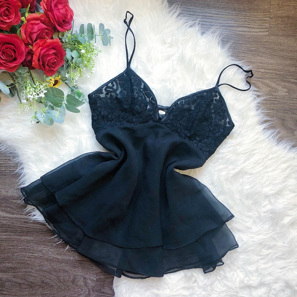 ♥︎ BUY ONE GET ONE FREE! BLACK FRIDAY SALE! ♥︎ - Picture 1 of 6